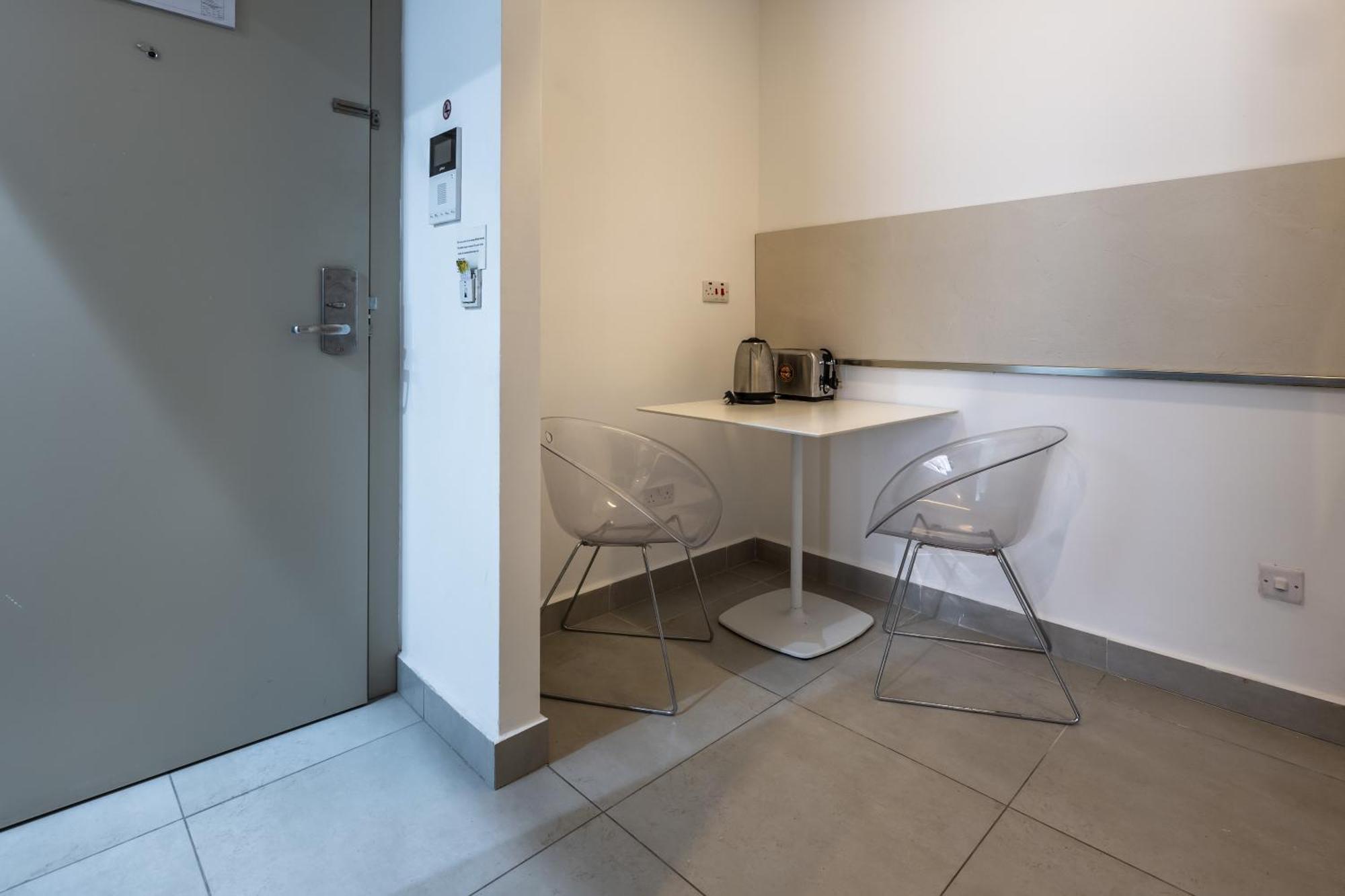 Jules Suites Saint Julian's Exteriér fotografie