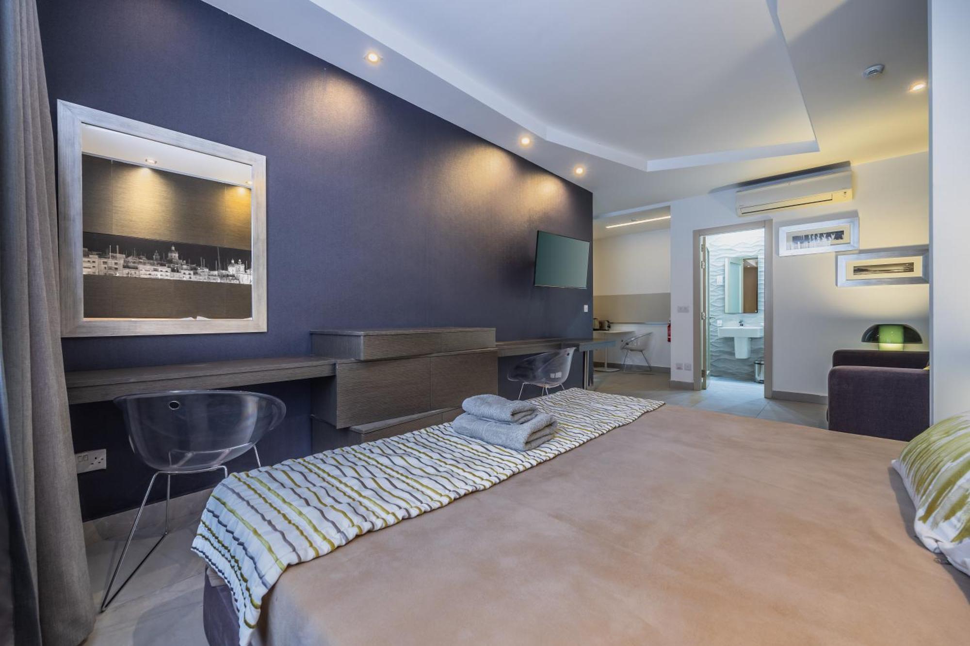 Jules Suites Saint Julian's Exteriér fotografie