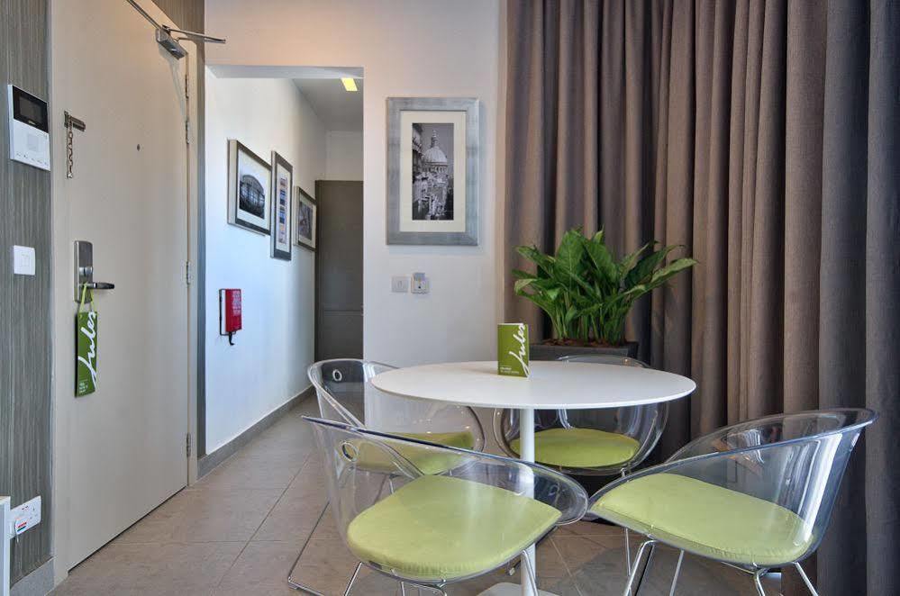 Jules Suites Saint Julian's Exteriér fotografie