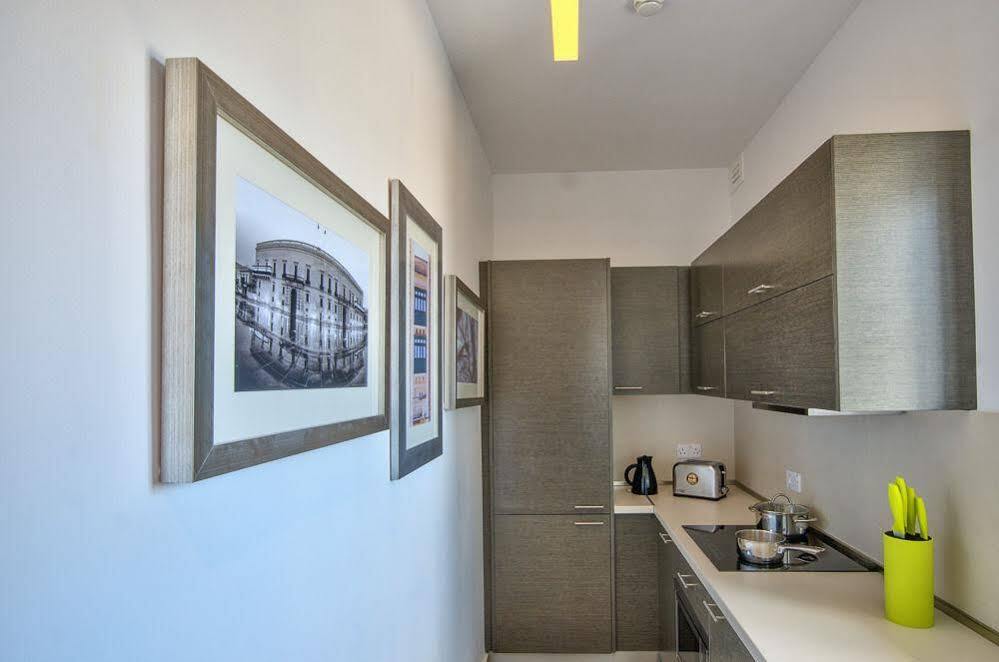 Jules Suites Saint Julian's Exteriér fotografie